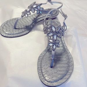 Nina rhinestone flower sandals.  Silver size 7.5